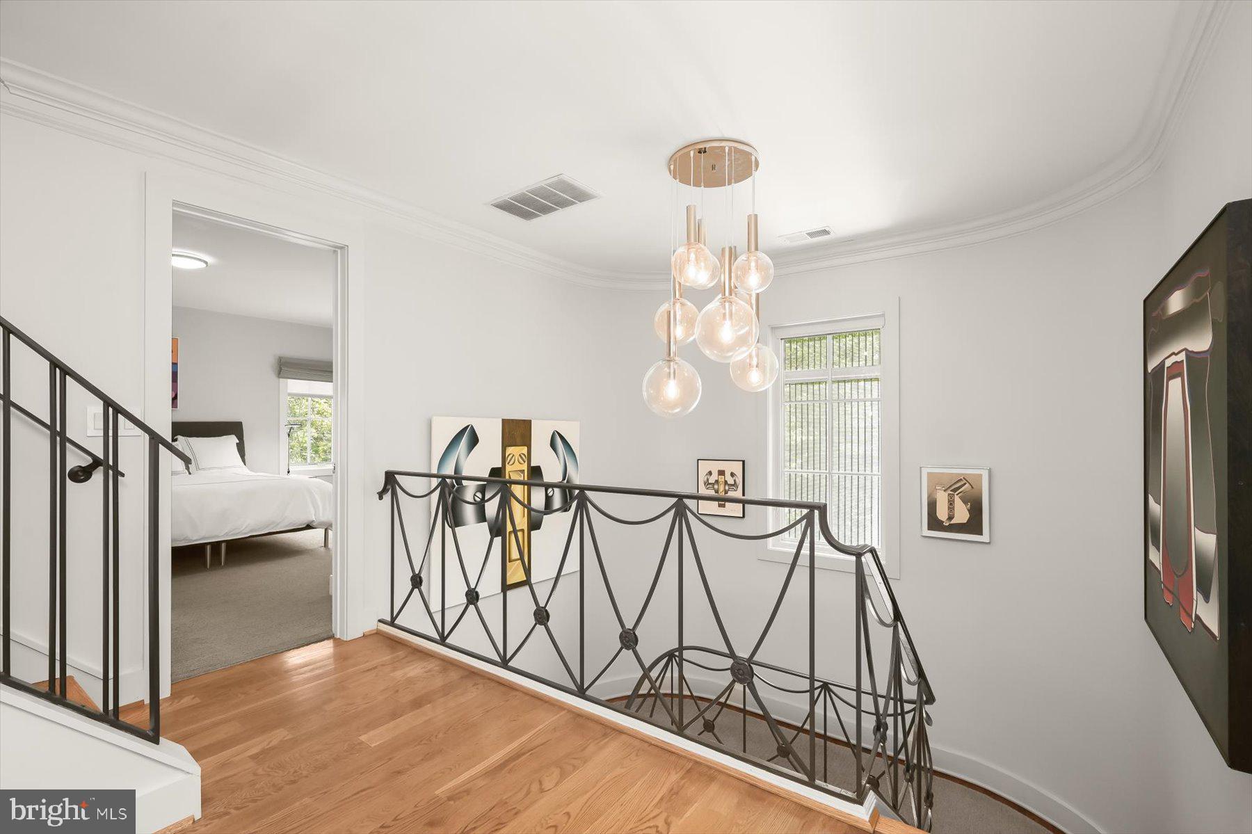 2901 Albemarle Street Northwest Washington, DC 20008 - Photo 20 of 42