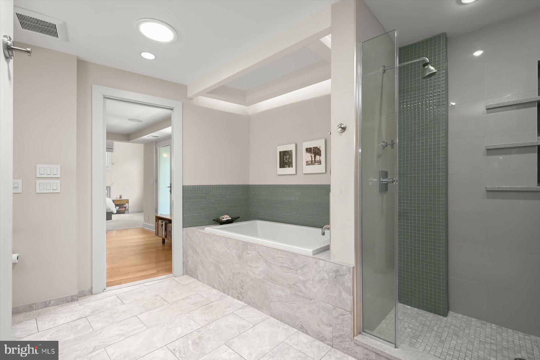 2901 Albemarle Street Northwest Washington, DC 20008 - Photo 27 of 42