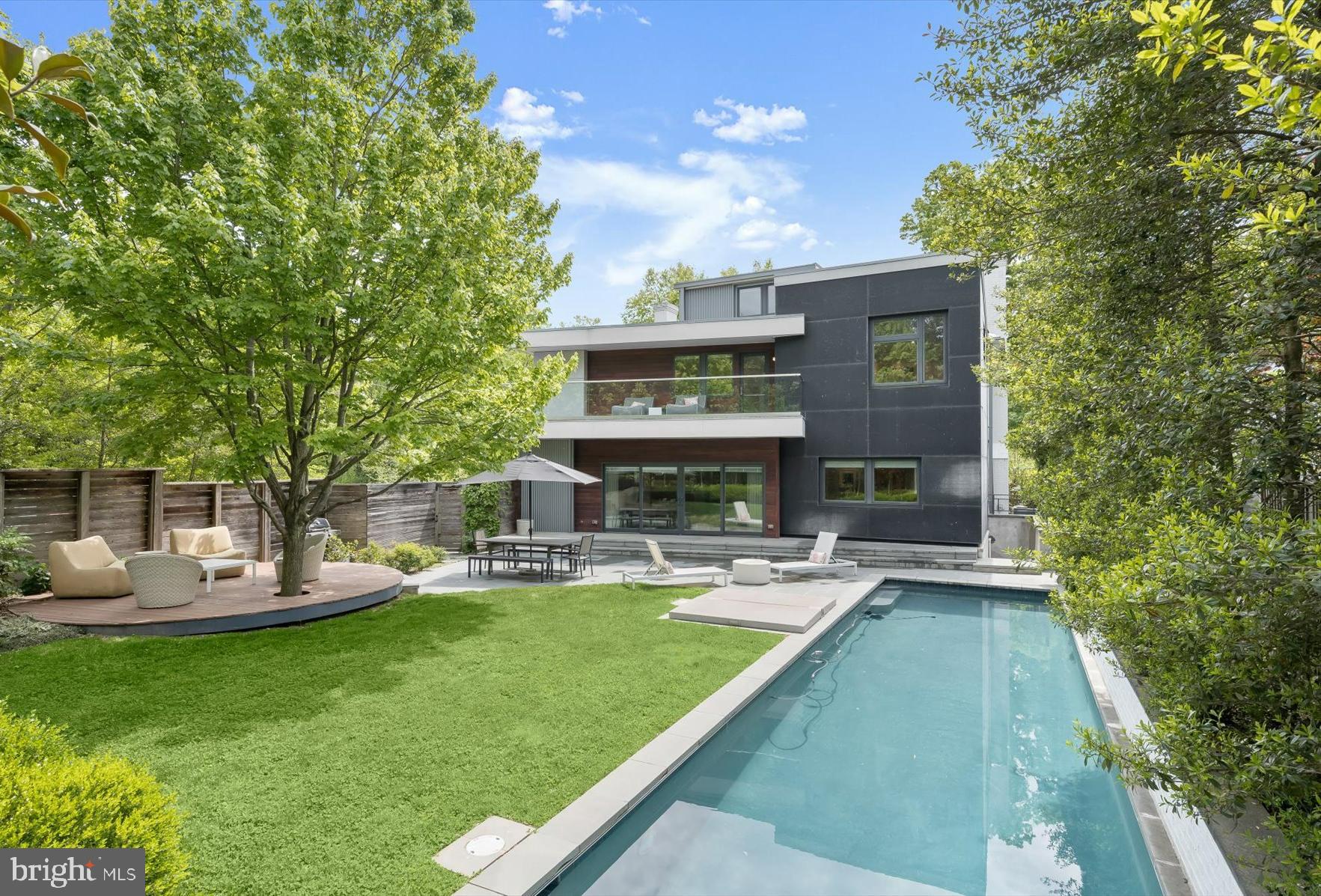 2901 Albemarle Street Northwest Washington, DC 20008 - Photo 41 of 42