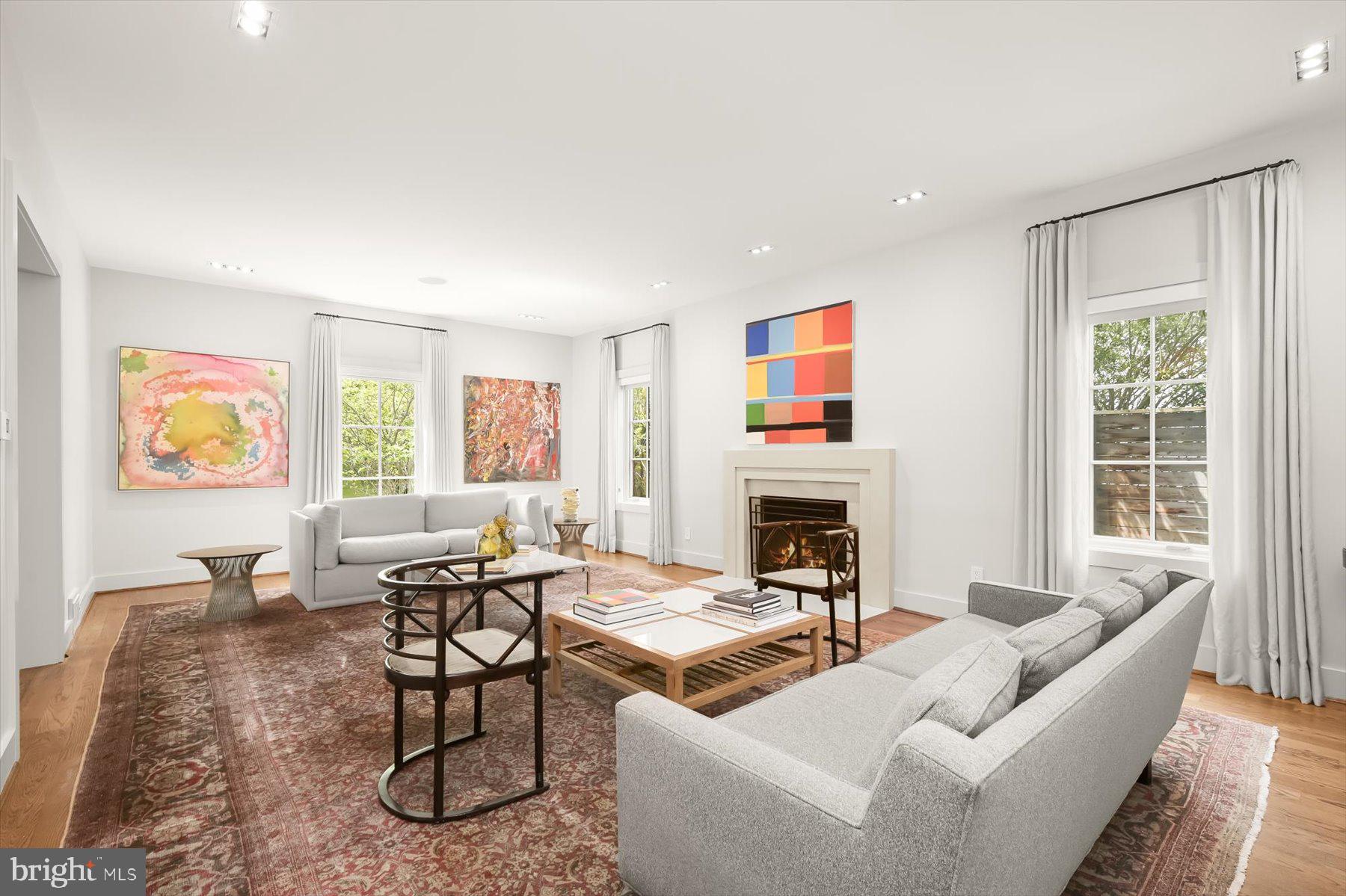 2901 Albemarle Street Northwest Washington, DC 20008 - Photo 5 of 42