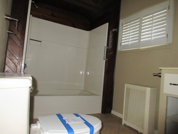 11 Burton Street Worcester, MA 01607 - Photo 14 of 26 Gallery Image 14