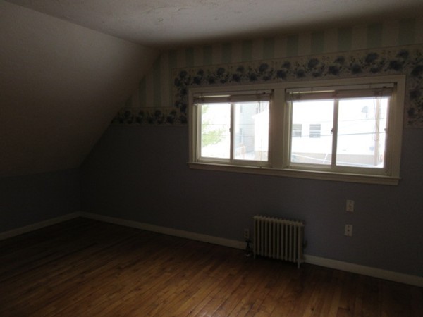 11 Burton Street Worcester, MA 01607 - Photo 15 of 26 Gallery Image 15