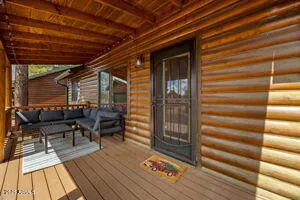 $420,000 | 2670 Lodge Loop, Overgaard, AZ 85933