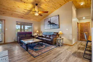 $420,000 | 2670 Lodge Loop, Overgaard, AZ 85933
