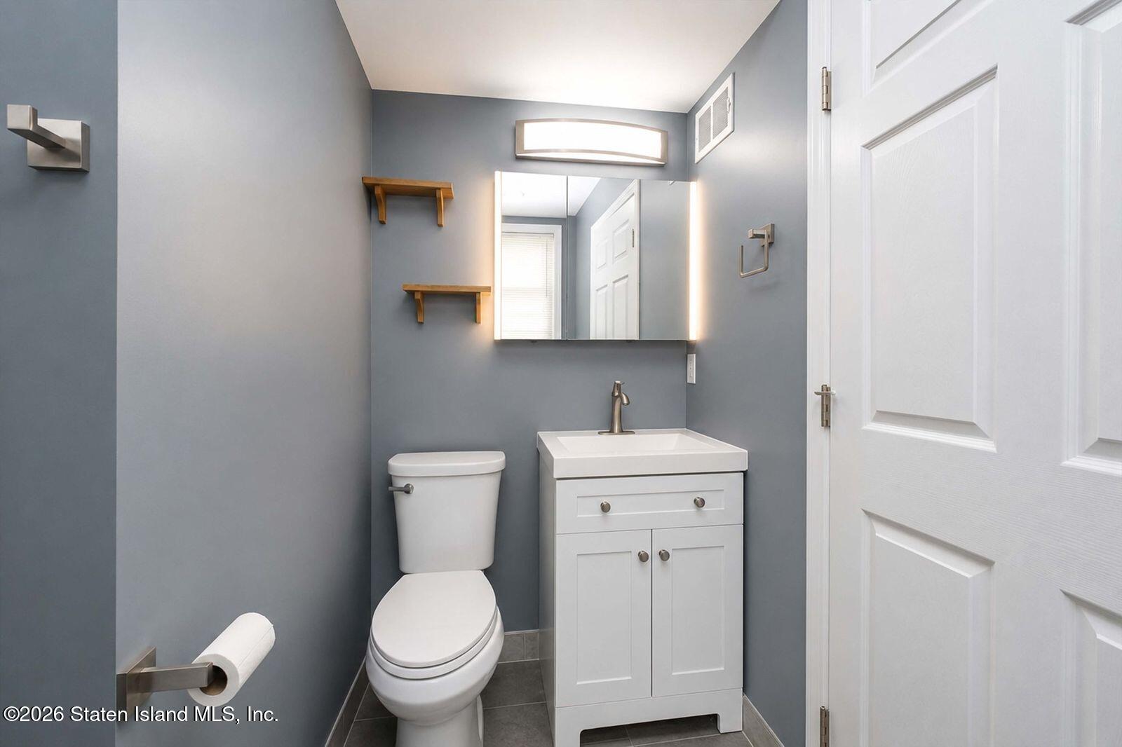 94 Harbor Road Staten Island, NY 10303 - Photo 7 of 46 0Wp8Pwqw