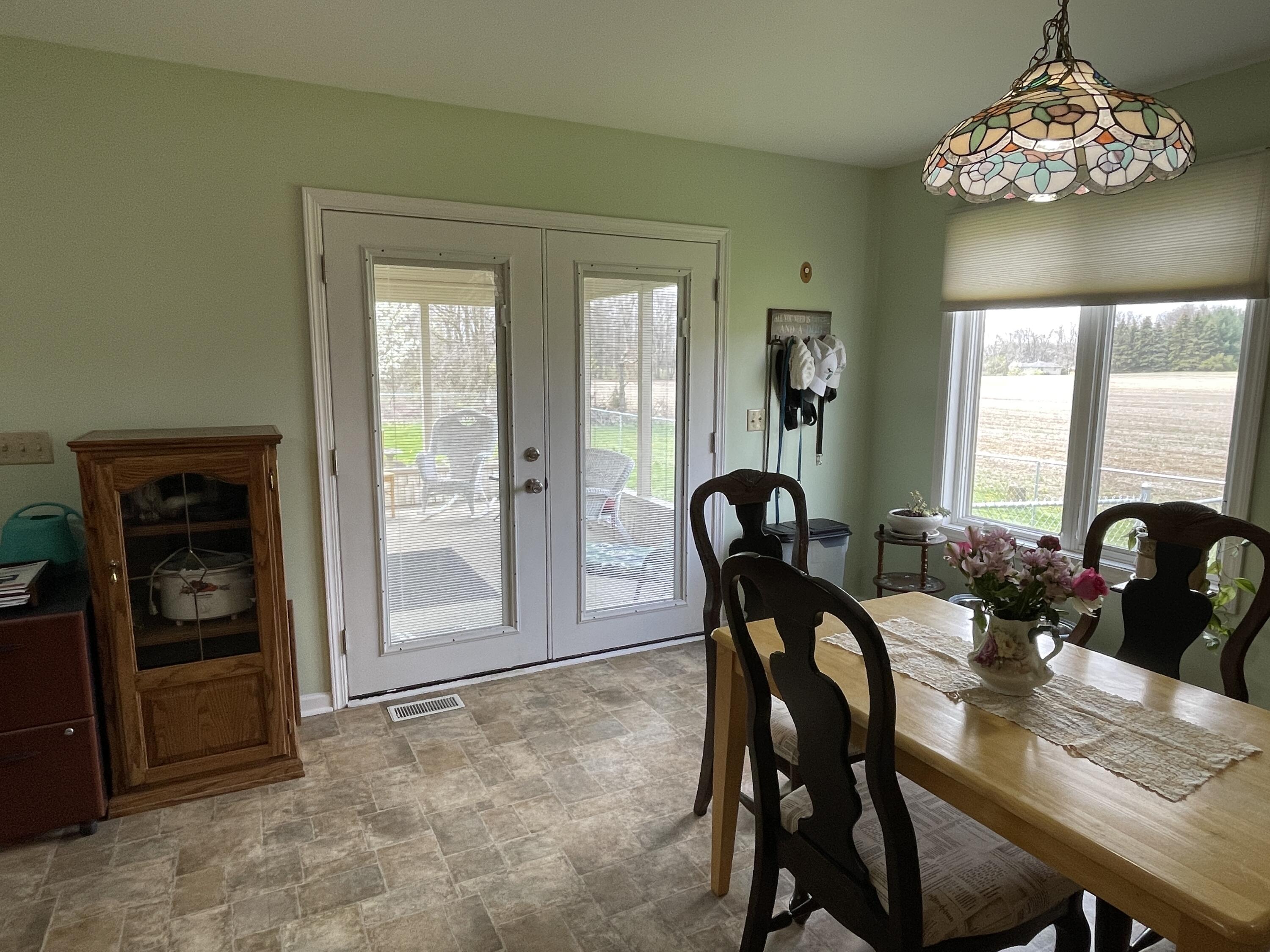 3217 Hunt Road Adrian, MI 49221 - Photo 9 of 38 9
