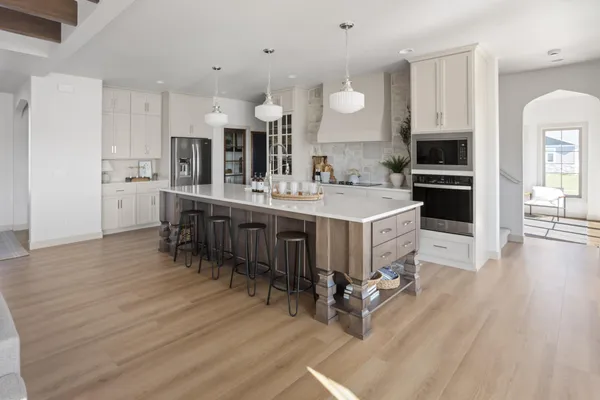 $1,093,345 | 1101 Aspen Terrace, West Fargo, ND 58078