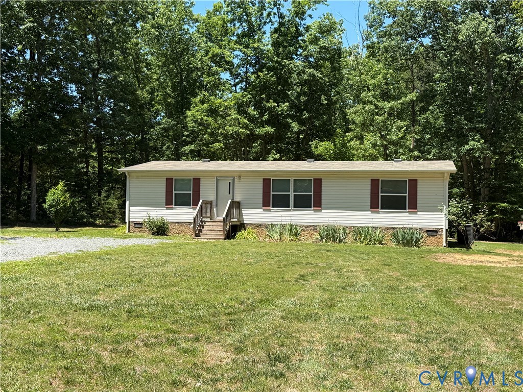 184 Ivy Road Howardsville, VA 24562 - Photo 1 of 20