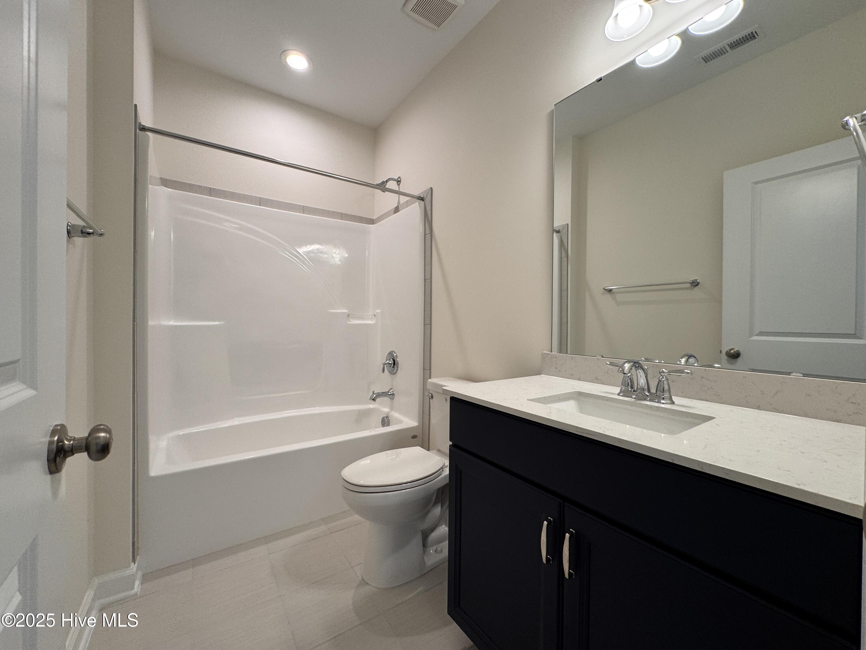 285 Rough Rdg Trail, Unit 26 Aberdeen, NC 28315 - Photo 6 of 24 IMG_1099