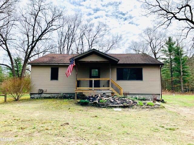 172 South Taylor Road Branch, MI 49402 - Photo 1 of 24 bb9