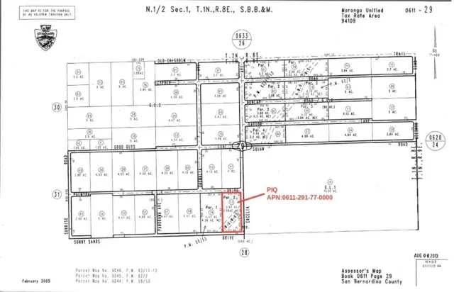 a picture of a black and white photo