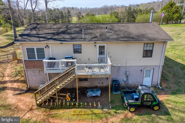 $390,000 | 11099 Eggbornsville Road, Rixeyville, VA 22737