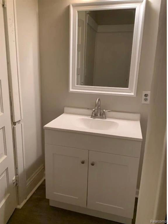 121 South Court Street Howell, MI 48843 - Photo 8 of 12