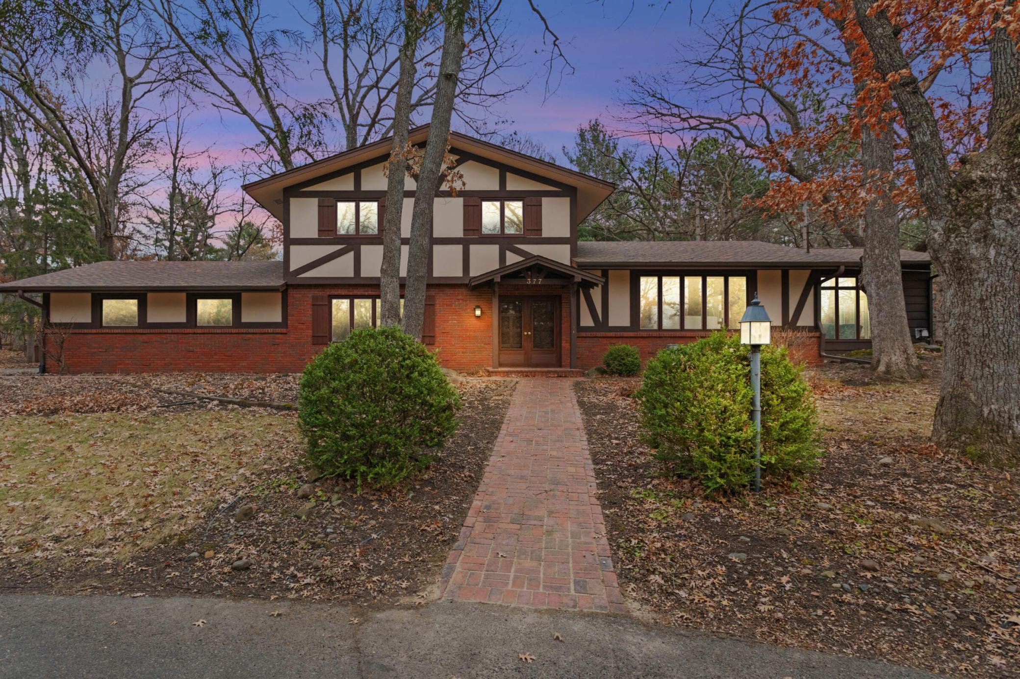 377 Quail Road Dellwood, MN 55110 - Photo 1 of 45 Gallery Image 1
