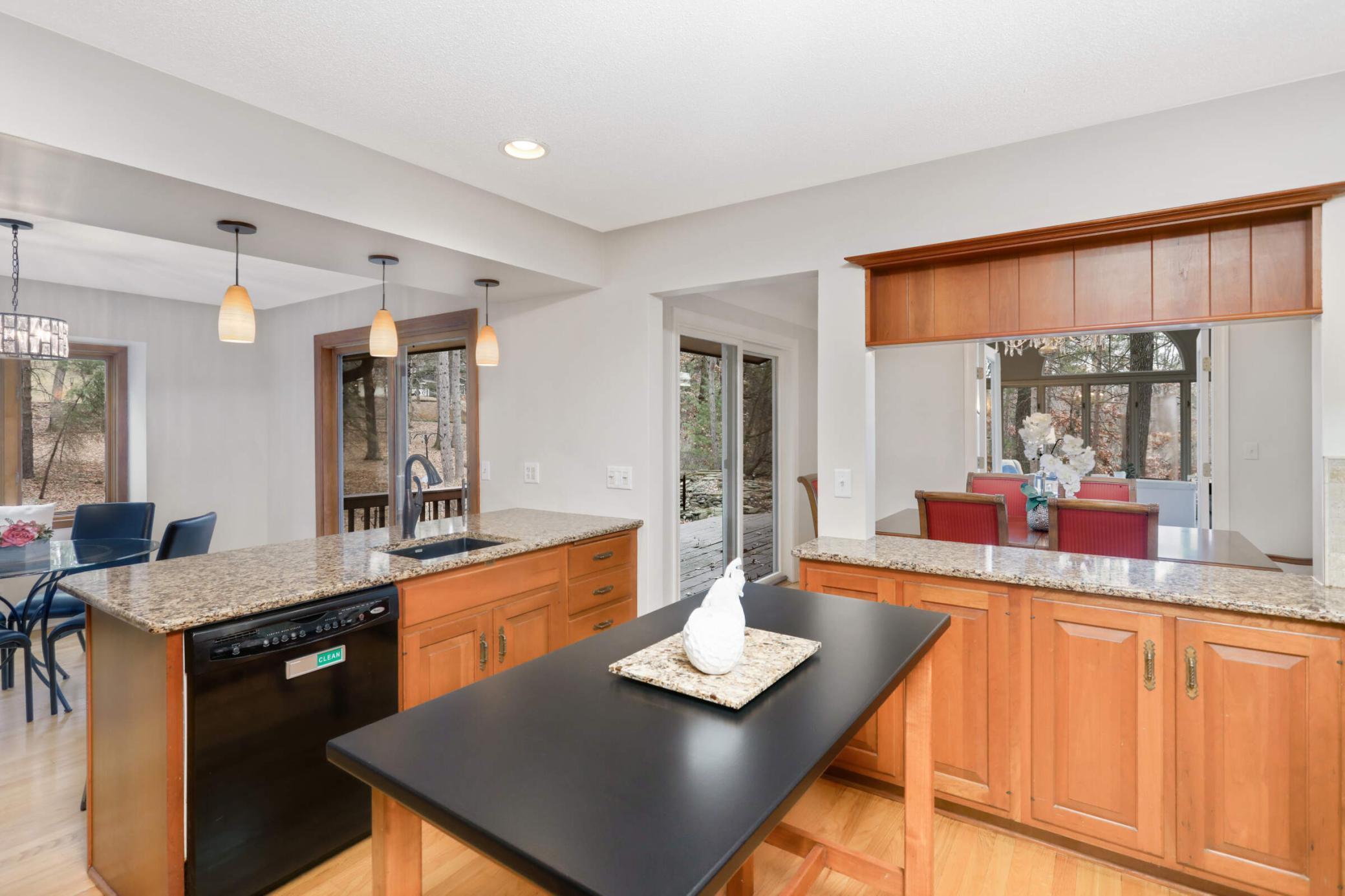 377 Quail Road Dellwood, MN 55110 - Photo 16 of 45 Gallery Image 16