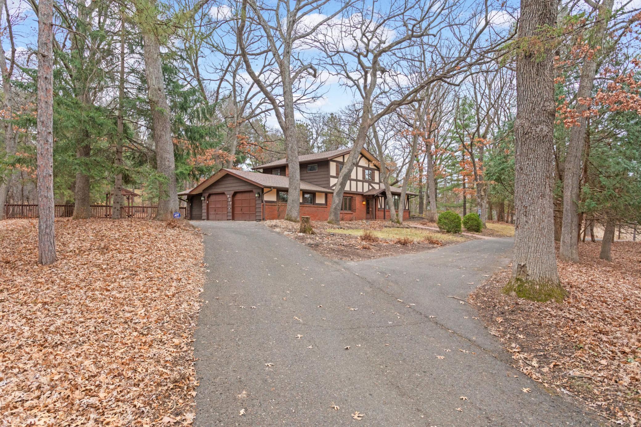 377 Quail Road Dellwood, MN 55110 - Photo 2 of 45 Gallery Image 2