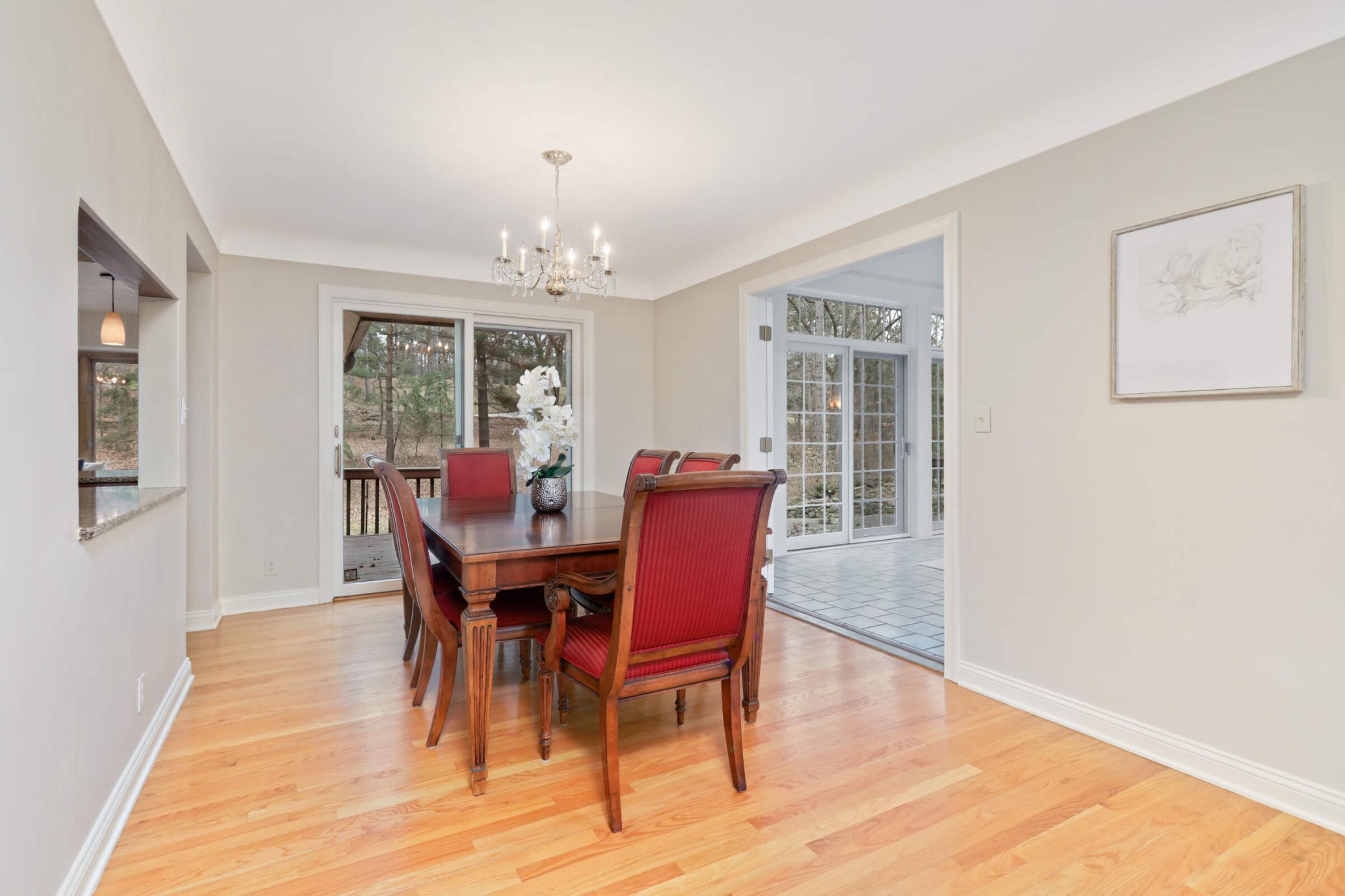 377 Quail Road Dellwood, MN 55110 - Photo 9 of 45 Gallery Image 9