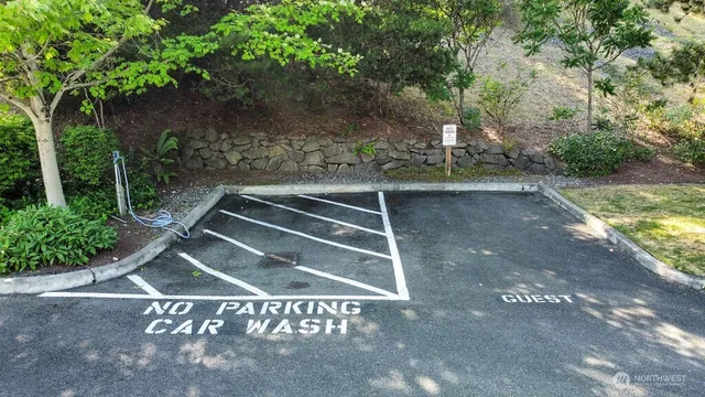 a view of an outdoor space