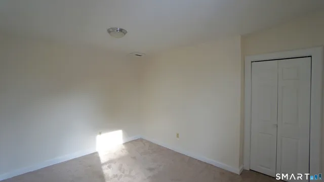 $1,900 | 42 Woodbridge Street, Unit 42 5, Manchester, CT 06042