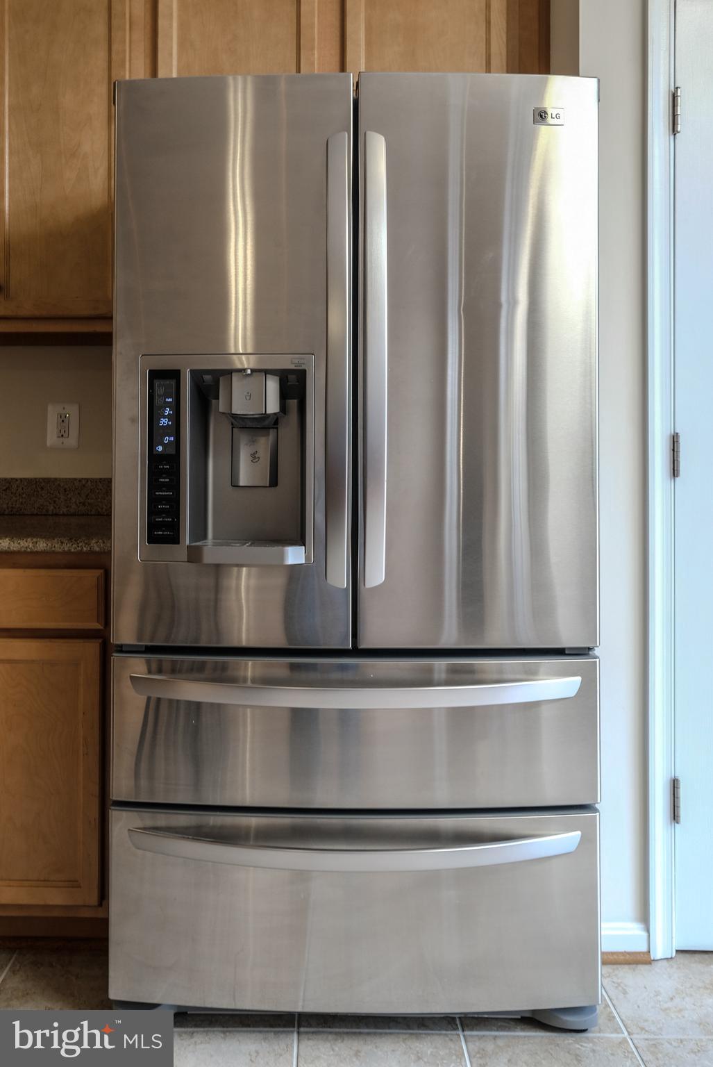 17 Driver Square Front Royal, VA 22630 - Photo 14 of 54 Stainless refrigerator.
