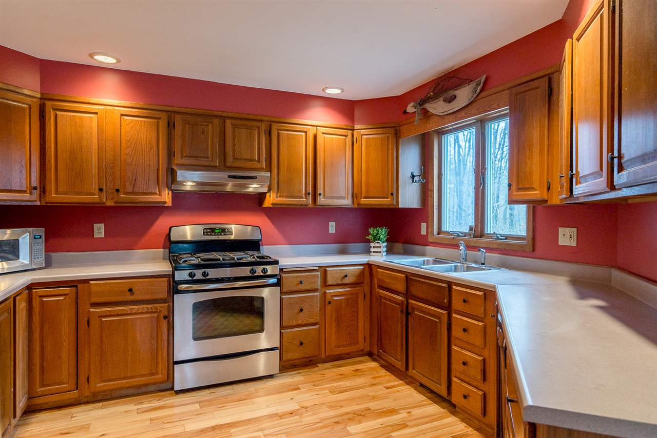 810 Dunlap Farm Road Sunderland, VT 05250 - Photo 4 of 12 Gallery Image 4