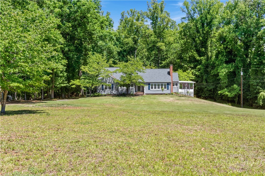 951 Dodson Mill Road Pilot Mountain, NC 27041 - Photo 4 of 50