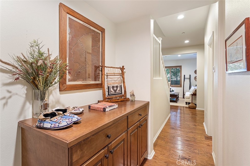 19316 Graham Lane Saugus, CA 91350 - Photo 29 of 43