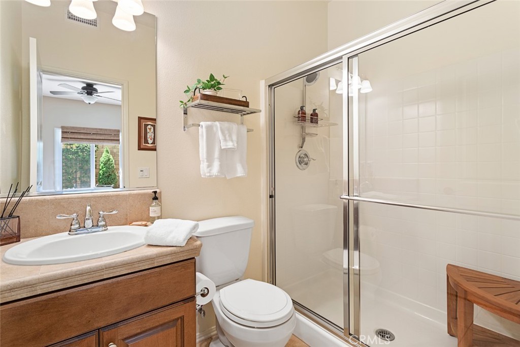 19316 Graham Lane Saugus, CA 91350 - Photo 32 of 43