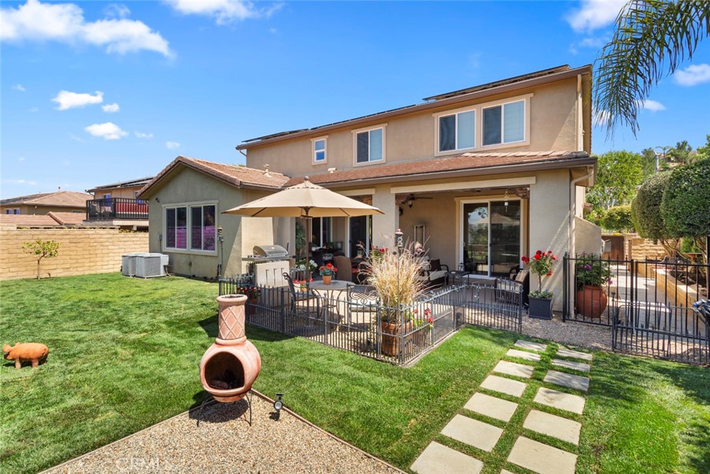 19316 Graham Lane Saugus, CA 91350 - Photo 38 of 43