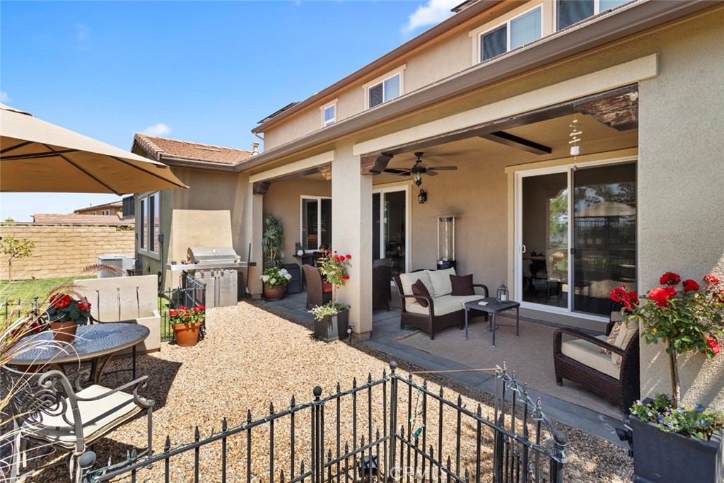 19316 Graham Lane Saugus, CA 91350 - Photo 41 of 43