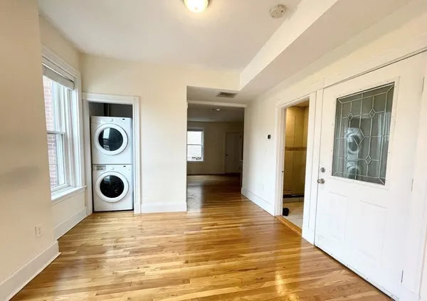 $4,800 | 92 L Street, Unit 2, Boston, MA 02127