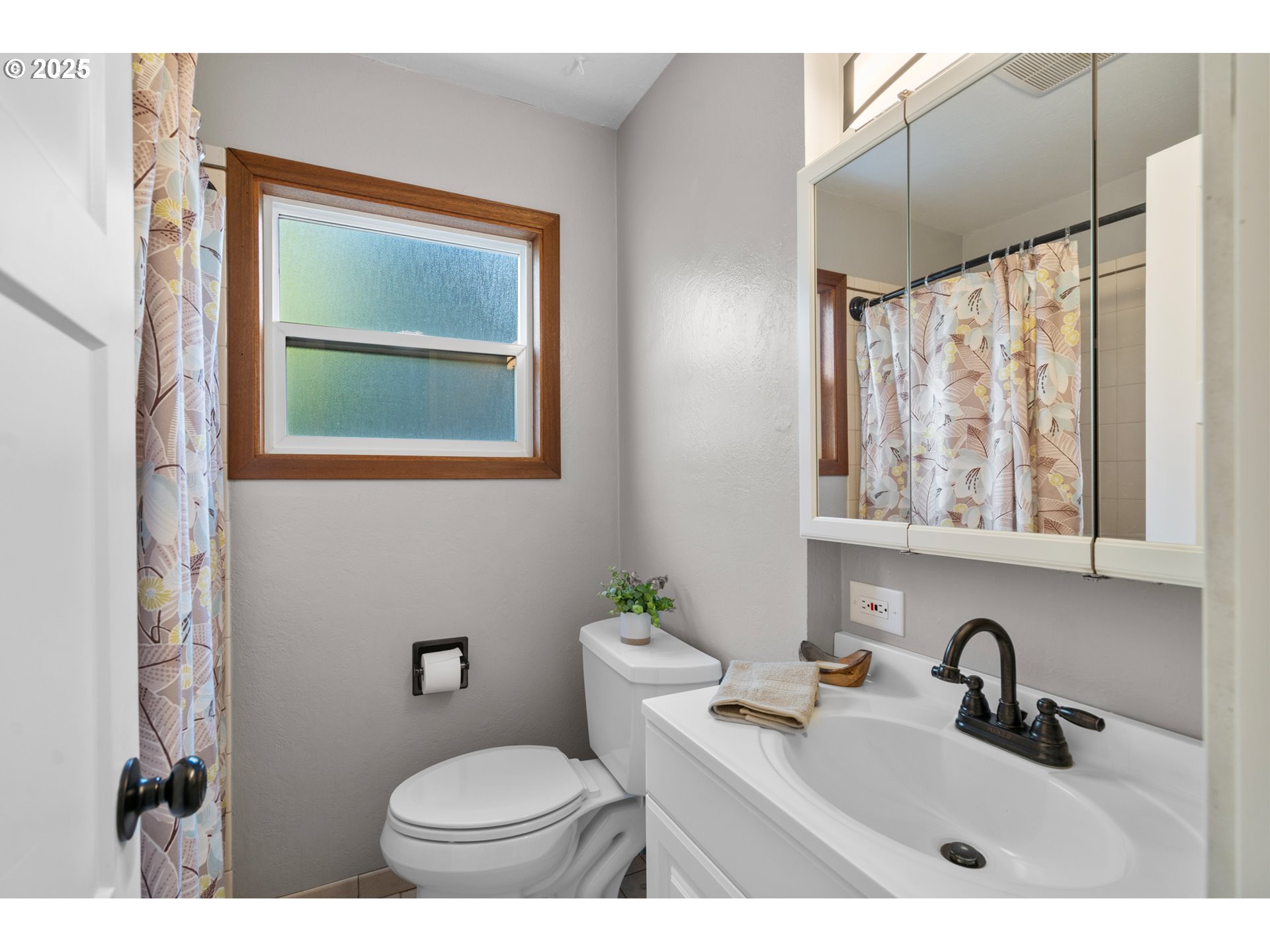 3122 Southwest Isaac Avenue Pendleton, OR 97801 - Photo 13 of 24