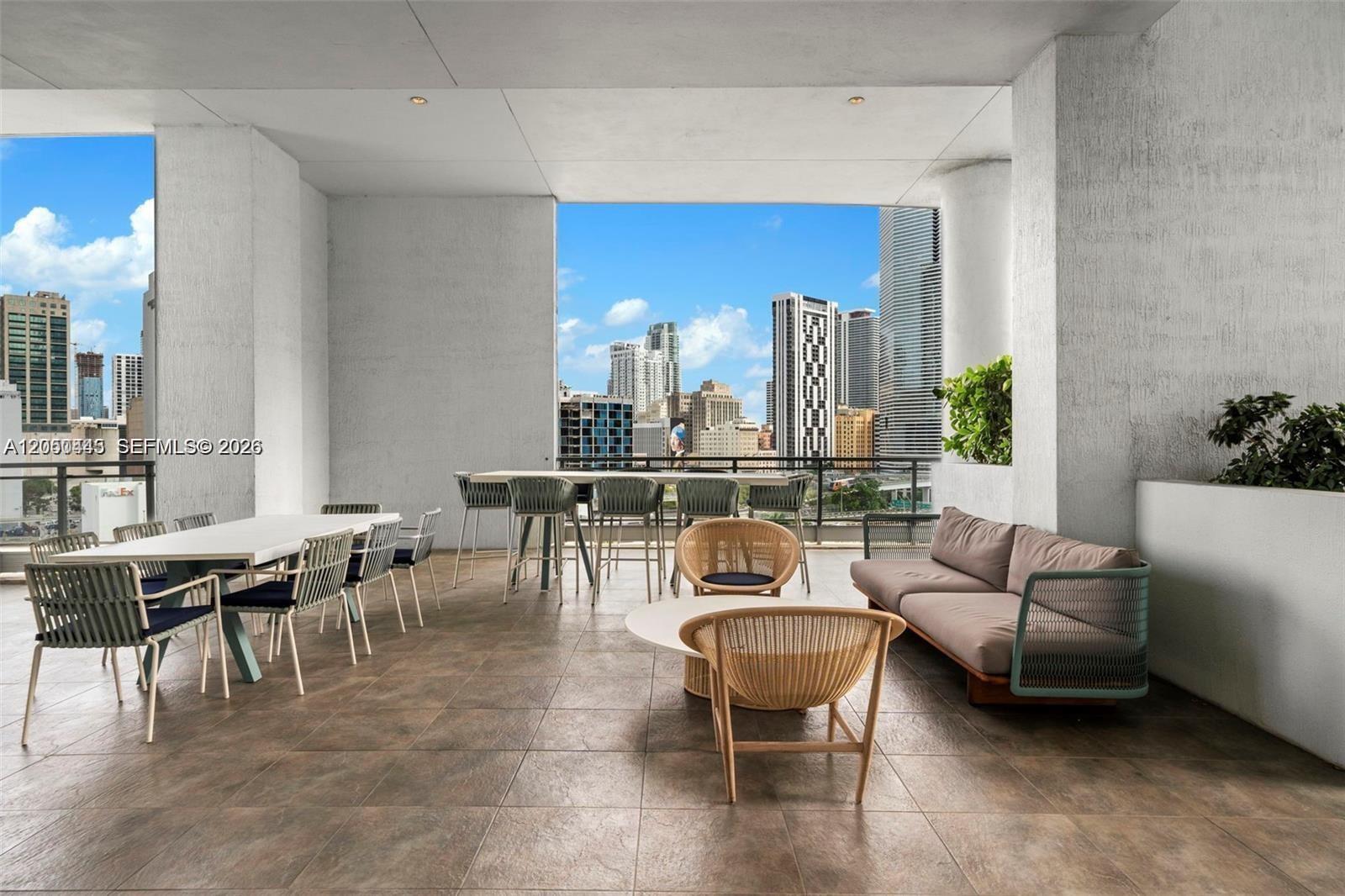 90 Southwest 3rd Street, Unit 3703 Miami, FL 33130 - Photo 26 of 34 Gallery Image 26