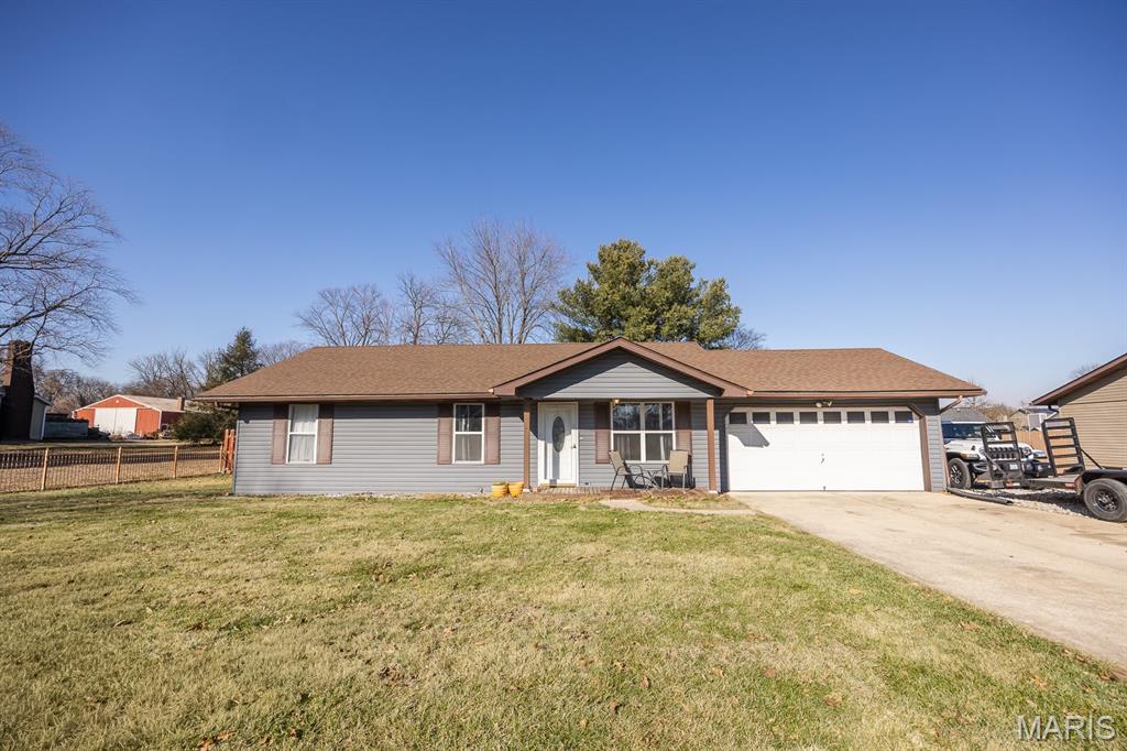 511 Zenk Road Troy, IL 62294 - Photo 2 of 20