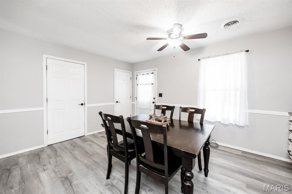 511 Zenk Road Troy, IL 62294 - Photo 9 of 20