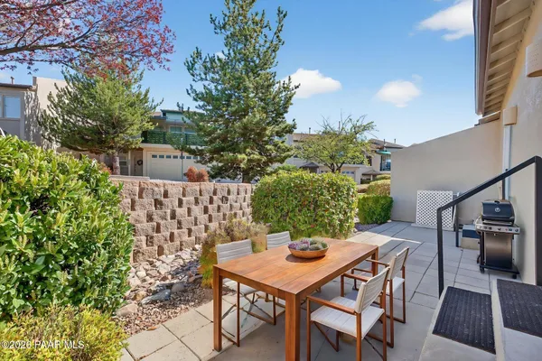 $299,500 | 969 Fairway Drive, Dewey, AZ 86327