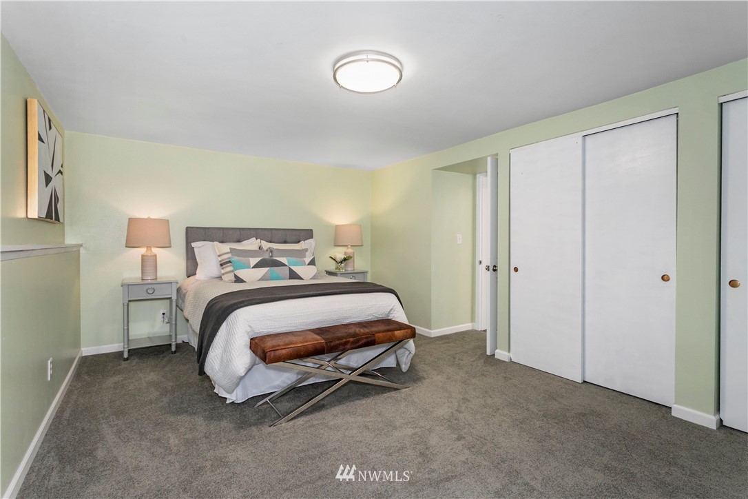 821 Sheridan Road Bremerton, WA 98310 - Photo 16 of 26
