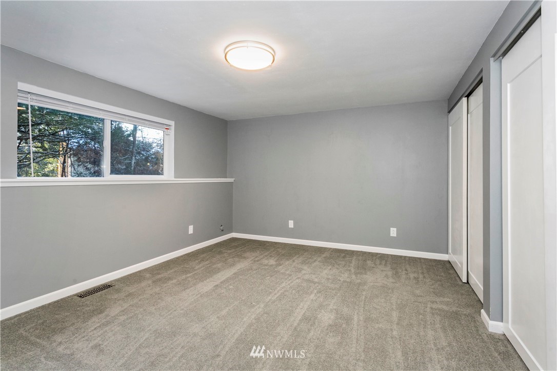 821 Sheridan Road Bremerton, WA 98310 - Photo 19 of 26