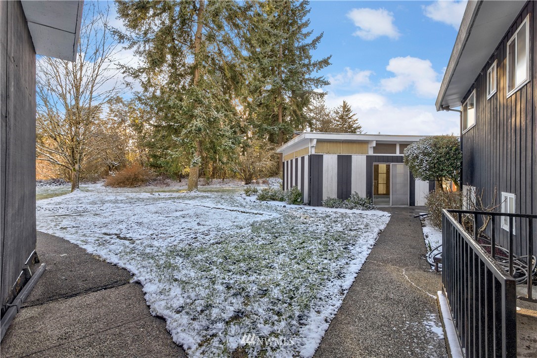 821 Sheridan Road Bremerton, WA 98310 - Photo 23 of 26