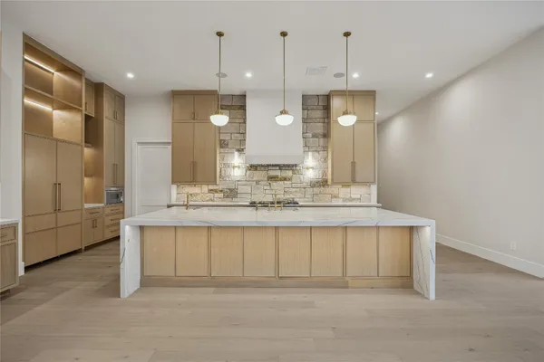 $2,750,000 | 14106 Heatherfield Drive, Houston, TX 77079
