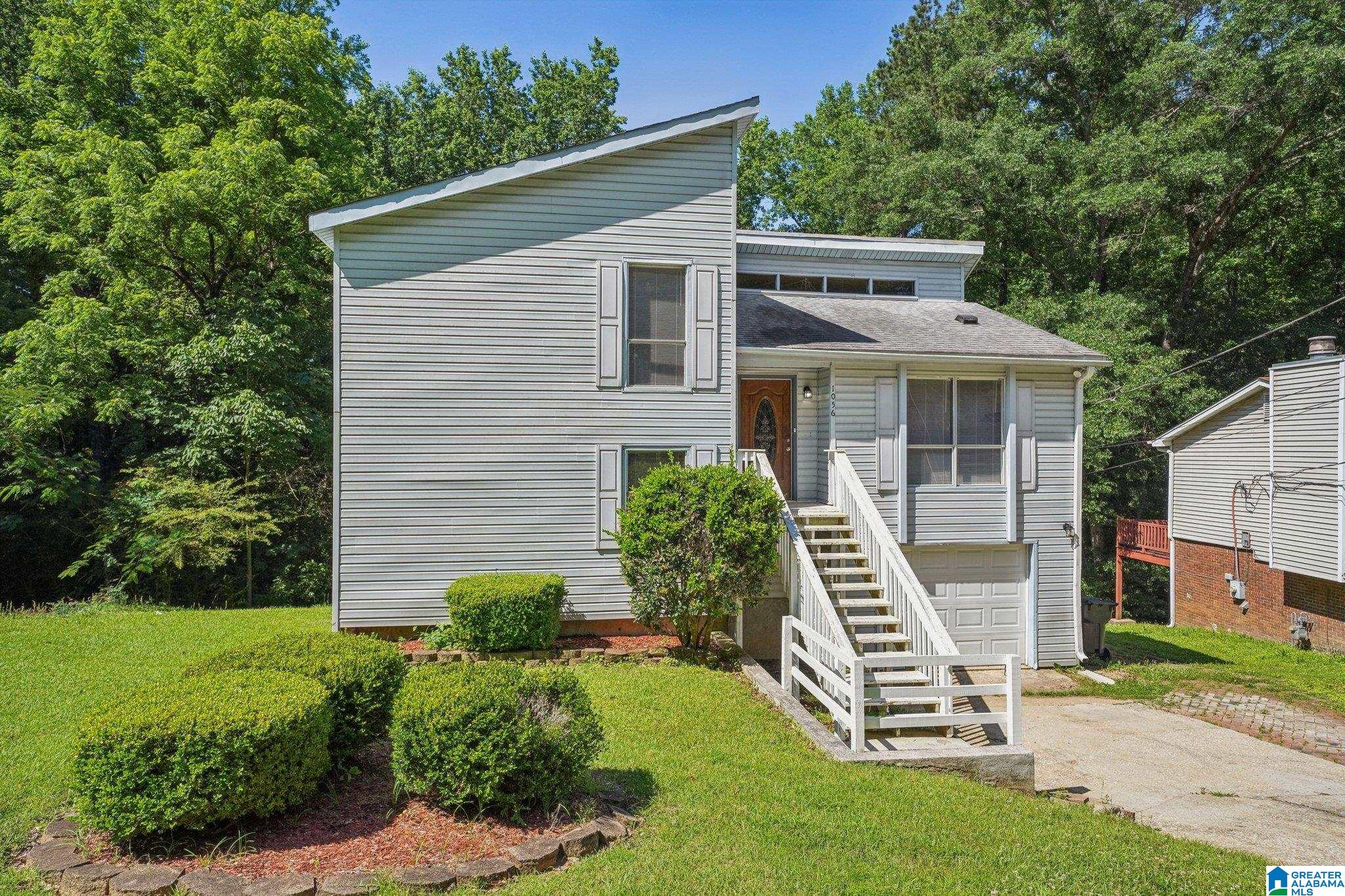 1056 Cardinal Circle Bessemer, AL 35023 - Photo 3 of 36