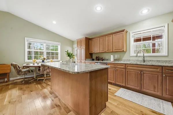 $378,900 | 72 Victory Lane, Murphy, NC 28906