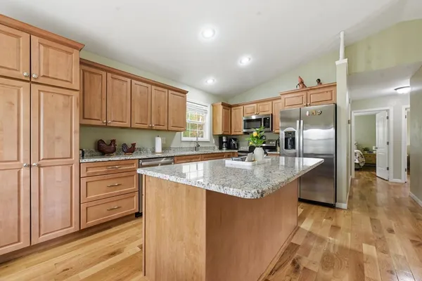 $378,900 | 72 Victory Lane, Murphy, NC 28906