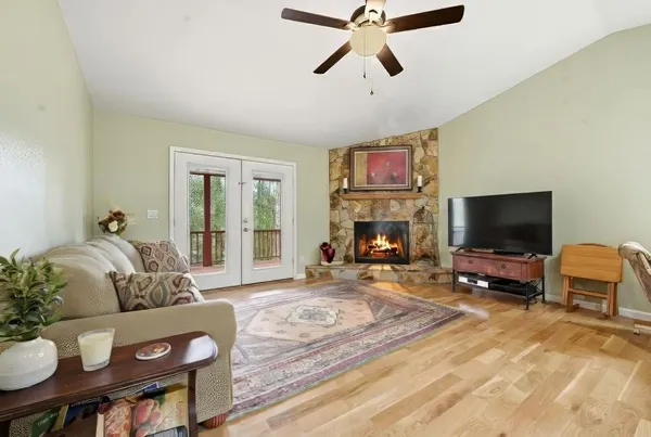 $378,900 | 72 Victory Lane, Murphy, NC 28906