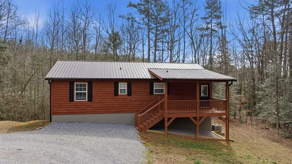$378,900 | 72 Victory Lane, Murphy, NC 28906