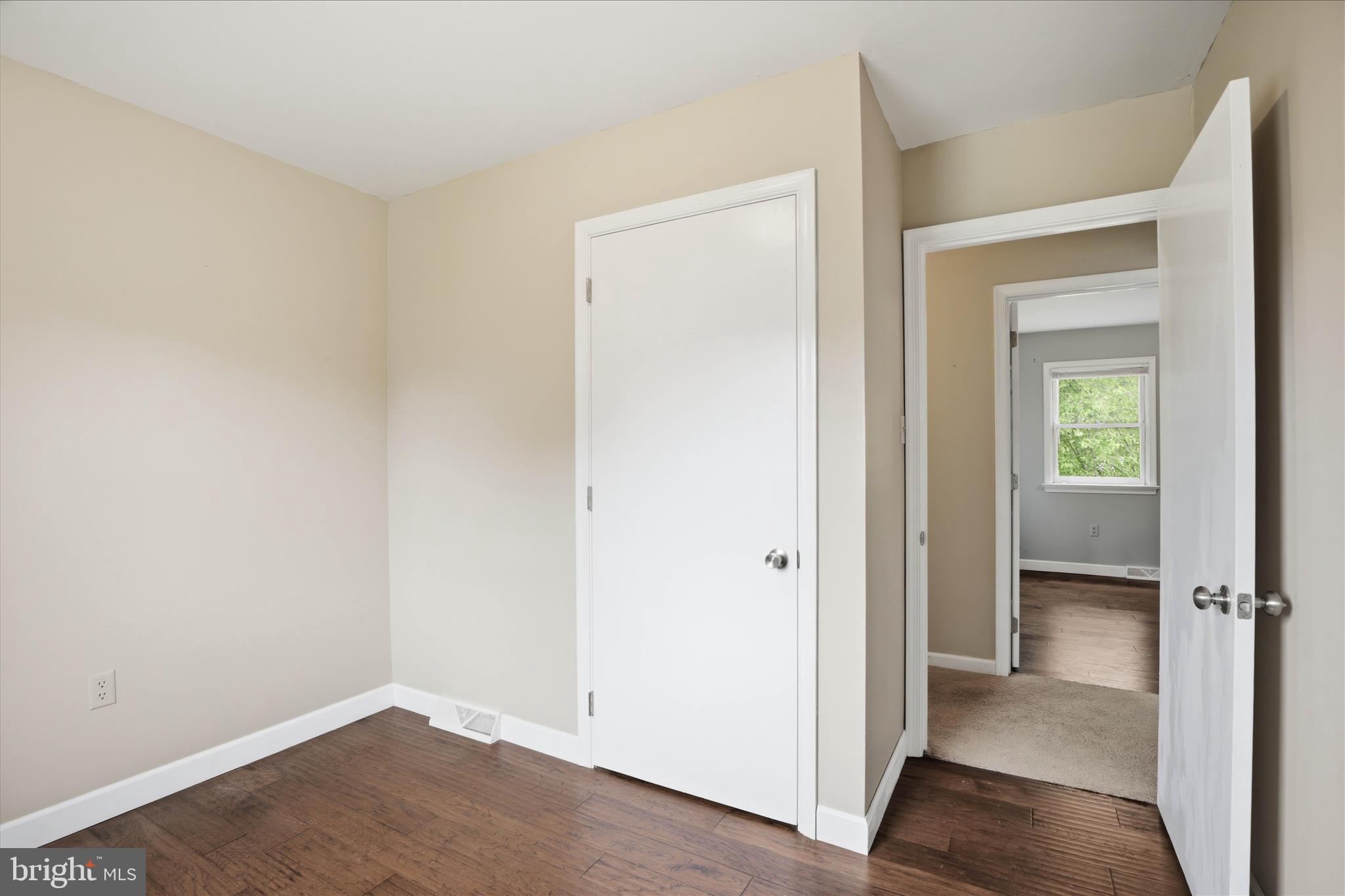 42 Pinewood Avenue Lititz, PA 17543 - Photo 13 of 43