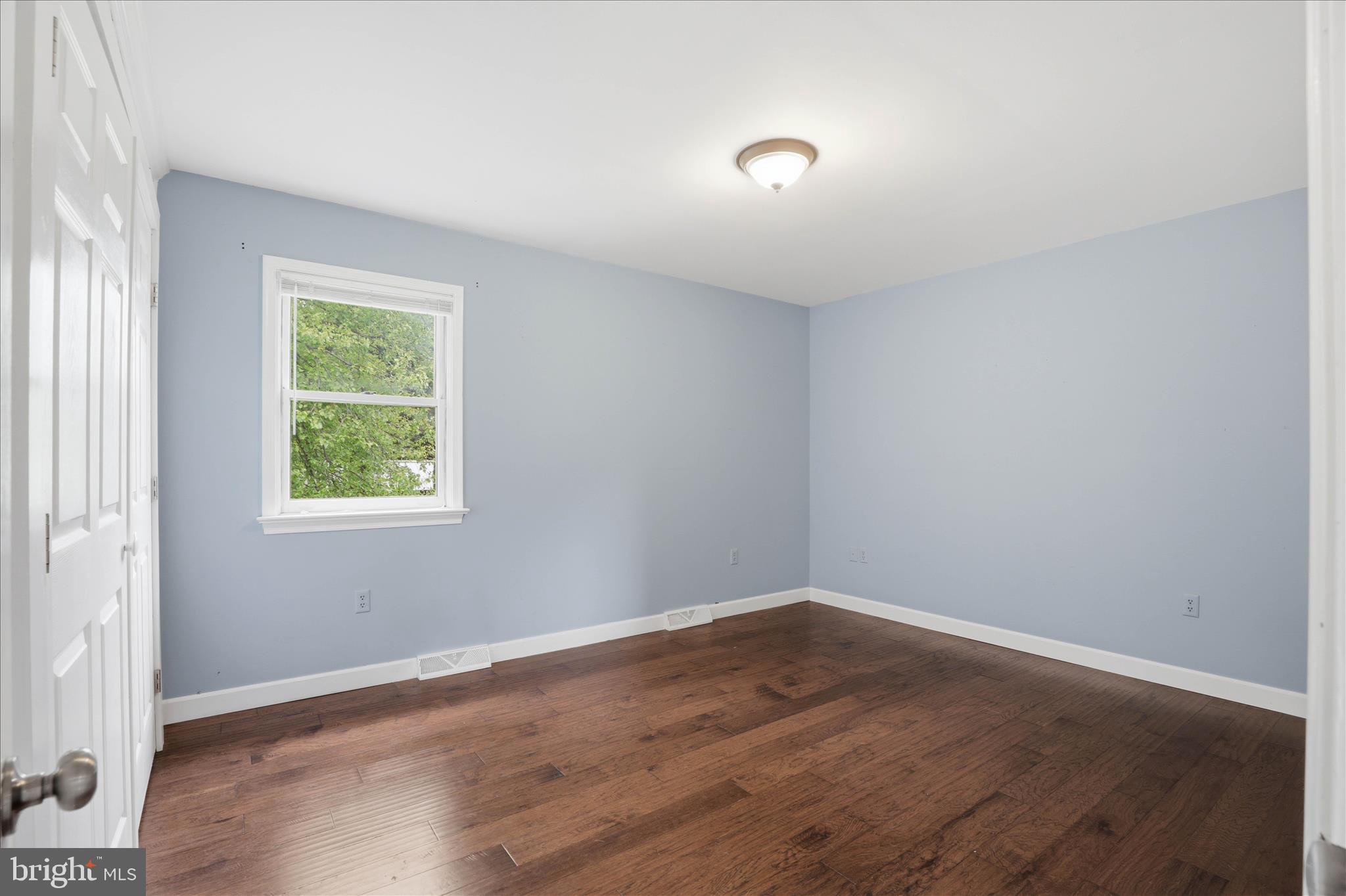 42 Pinewood Avenue Lititz, PA 17543 - Photo 17 of 43