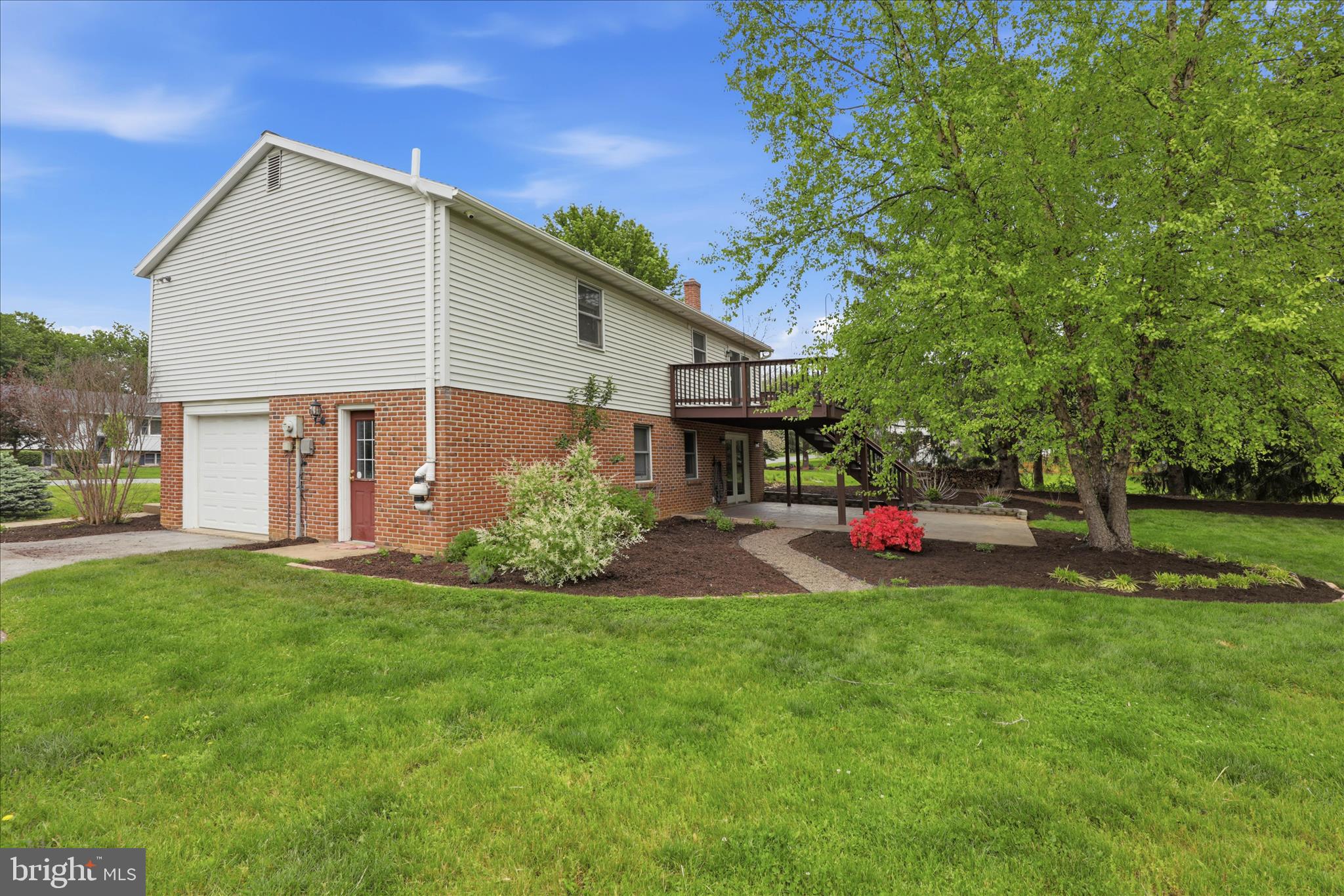 42 Pinewood Avenue Lititz, PA 17543 - Photo 37 of 43