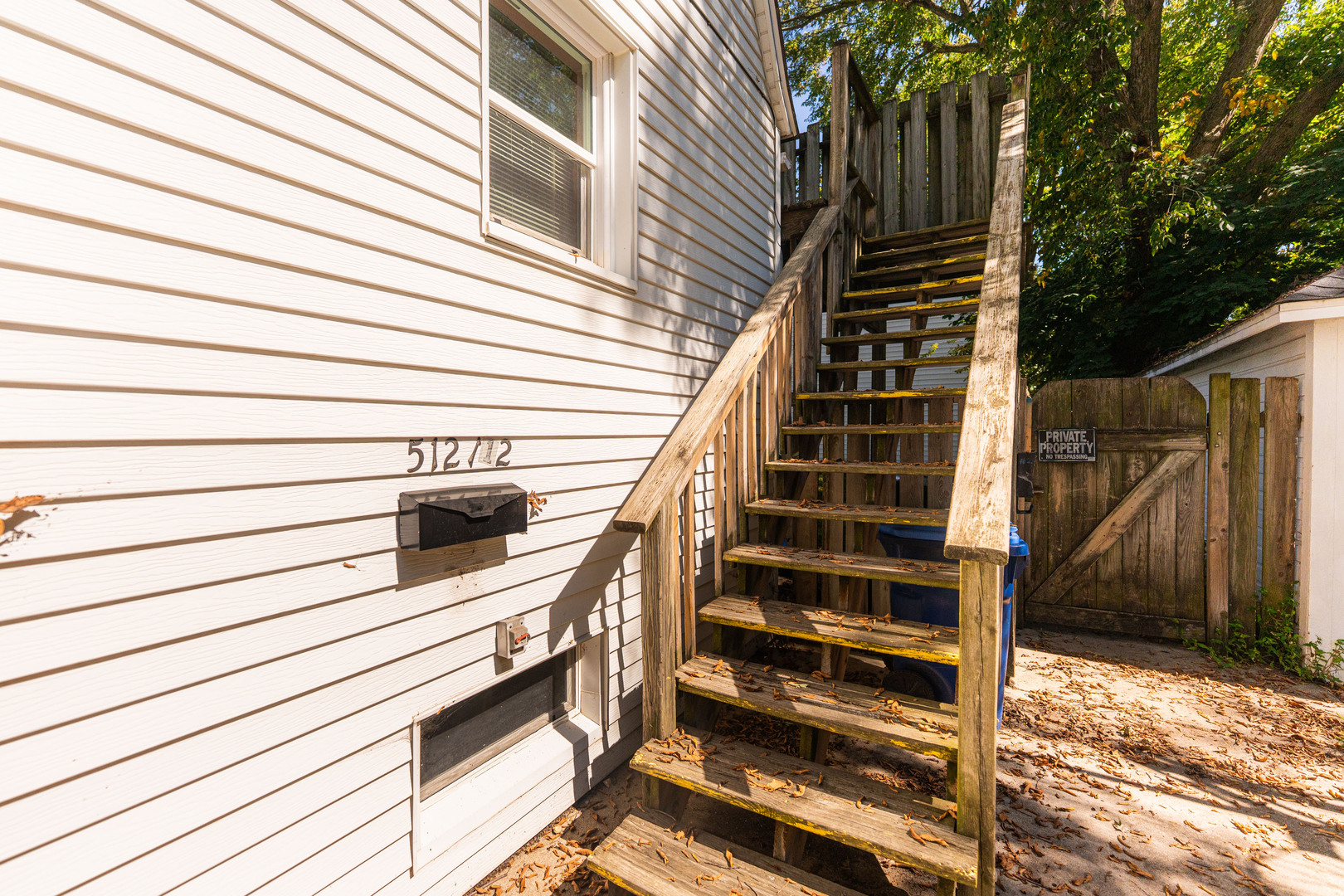 512 North 6th Street, Unit 2 DeKalb, IL 60115 - Photo 2 of 16 a view of entryway