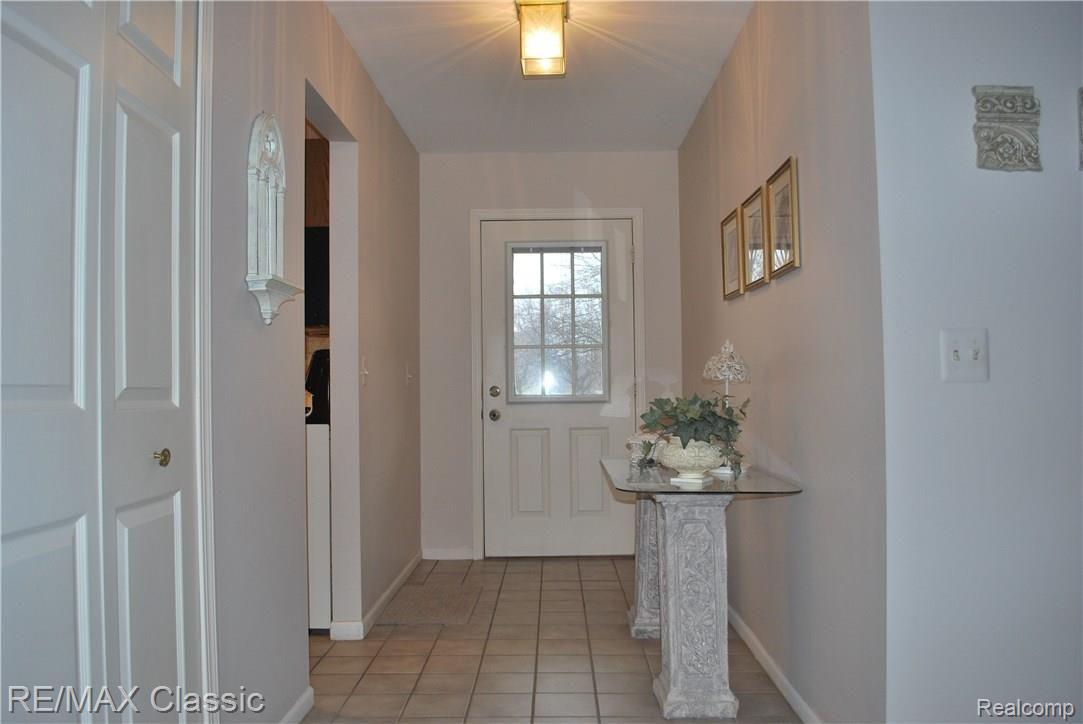 2622 Ripple Way White Lake, MI 48383 - Photo 16 of 17 035.JPG